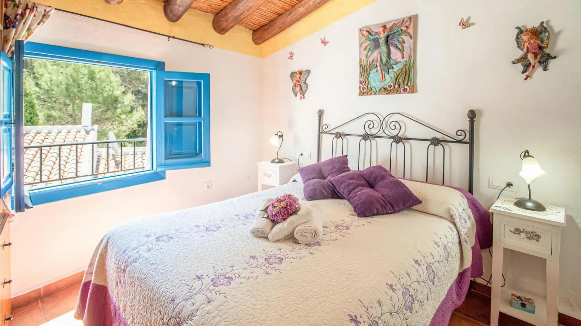 Amazing Home In Competa With Kitchen 0*,