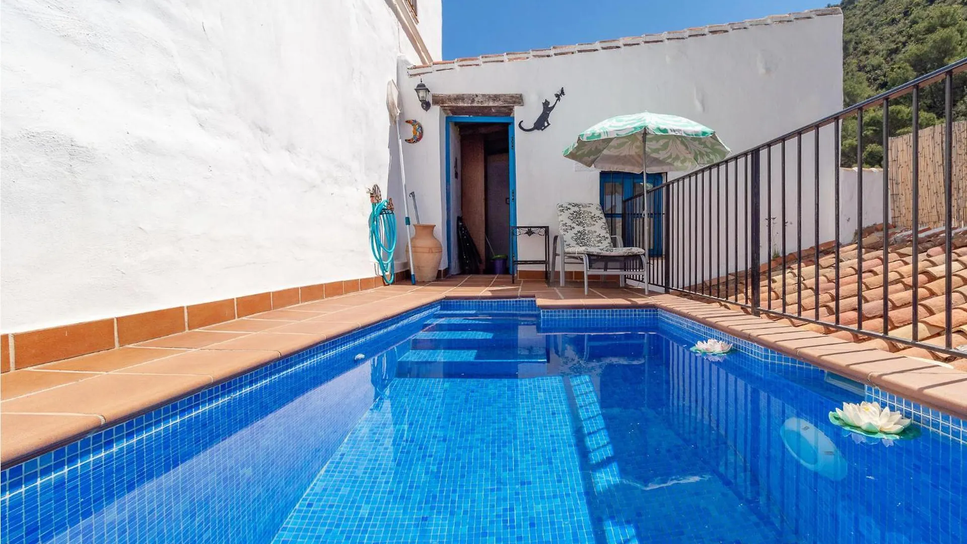 Tatil Evi Amazing Home In Competa With Kitchen
